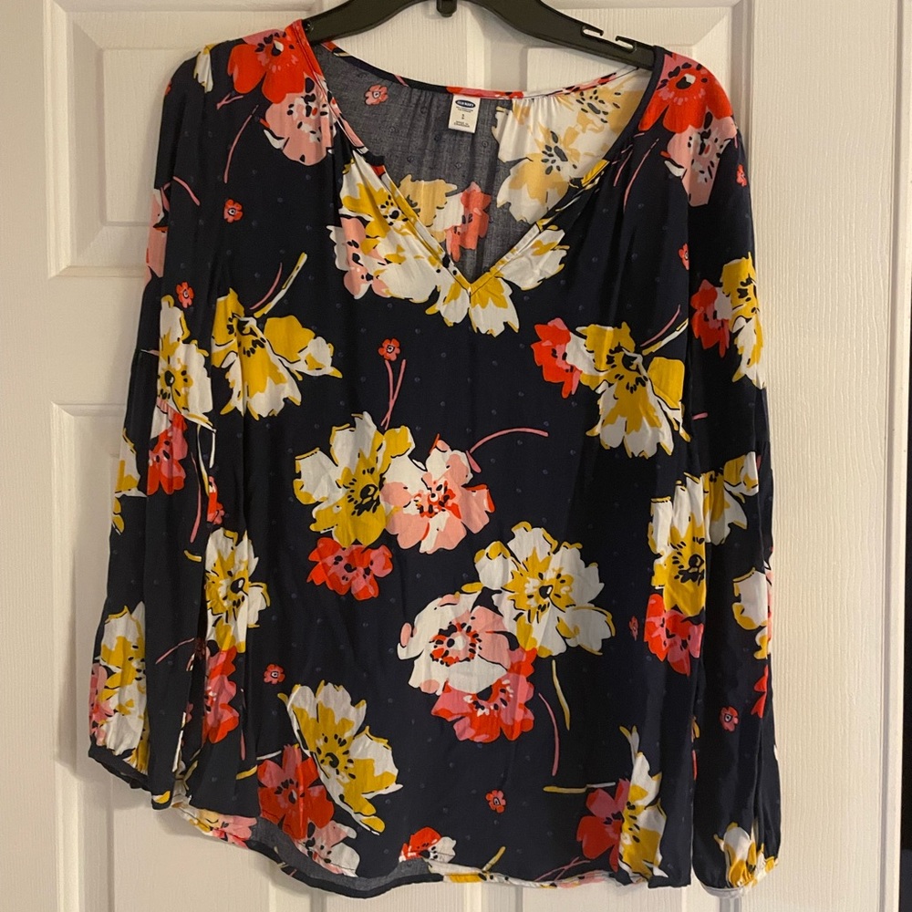 Navy thin long sleeve blouse v neck womens small